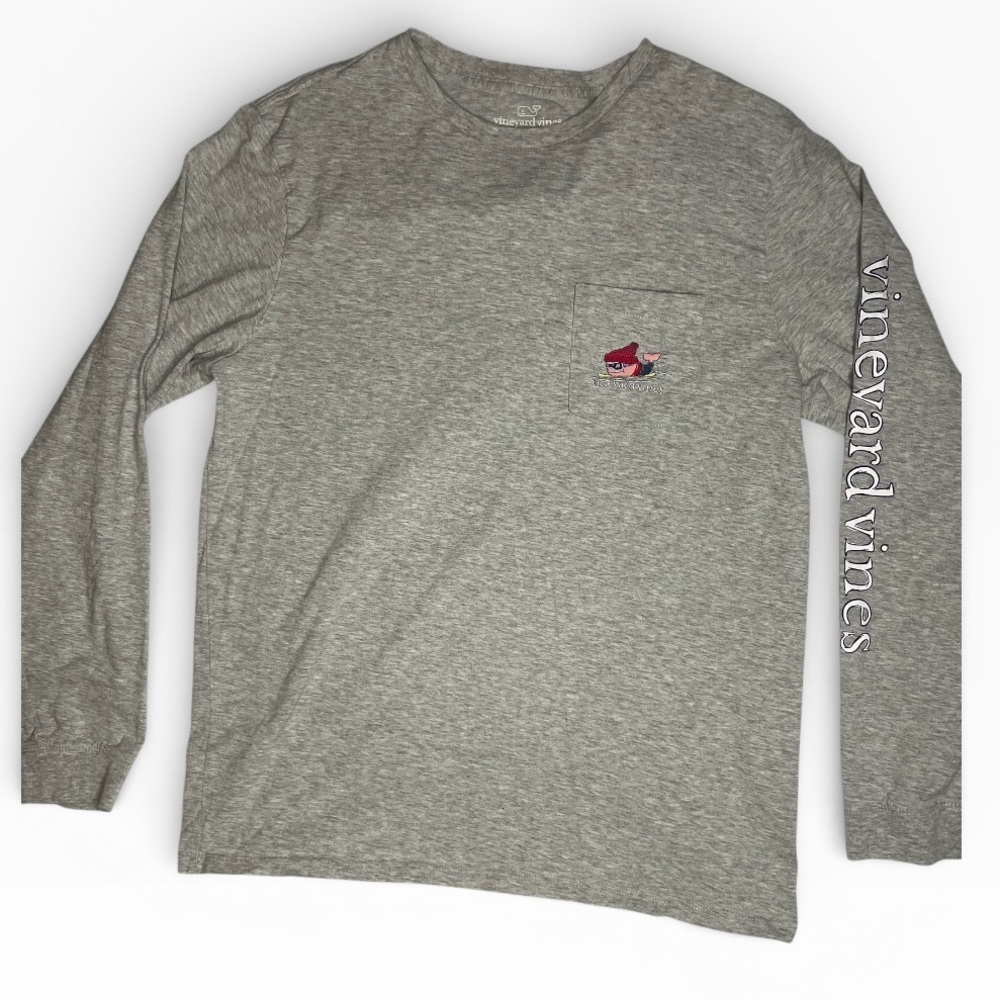 Vineyard Vines Men’s M Long Sleeve Pocket T-Shirt Gray Whale Winter Surf Graphic